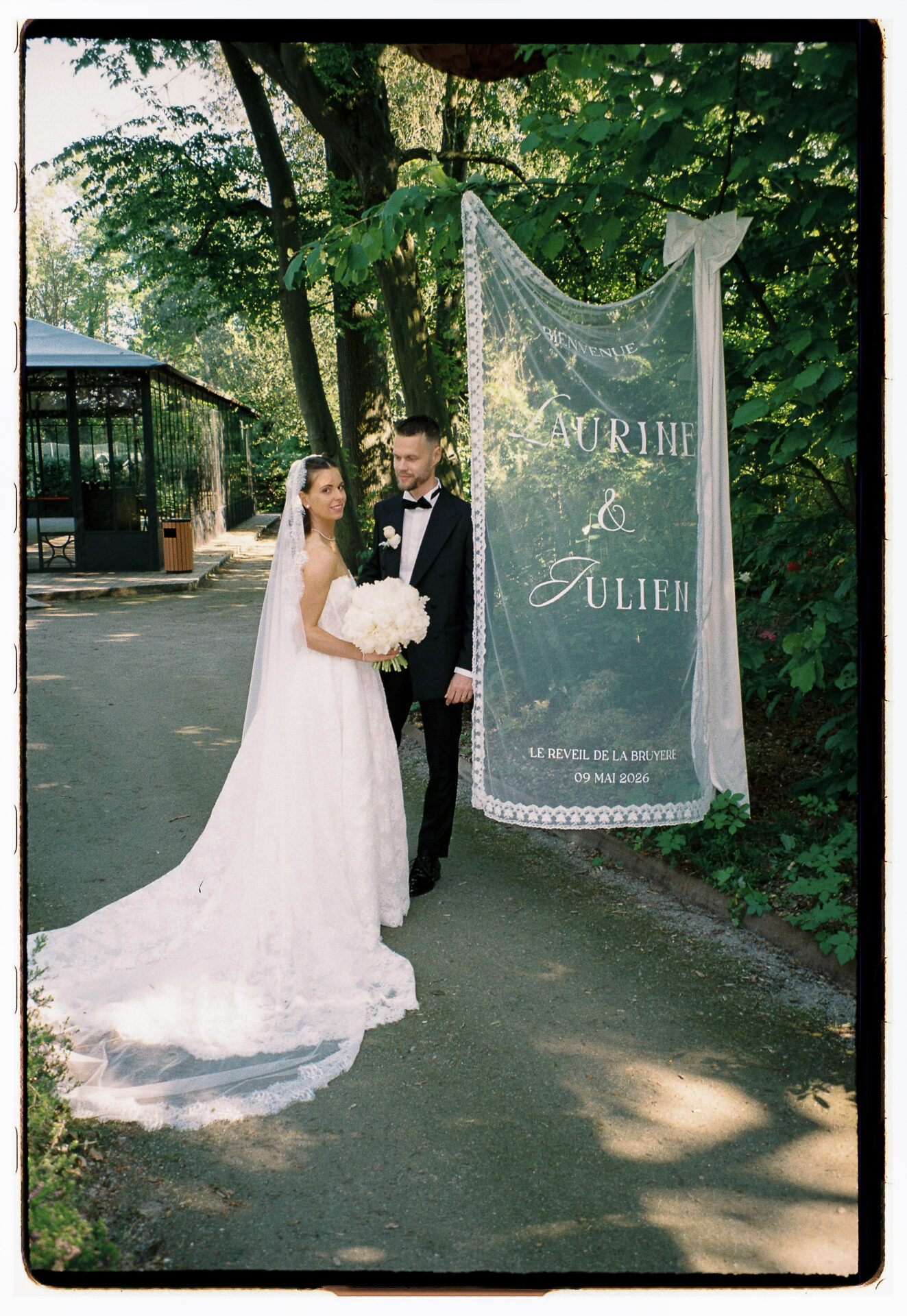 bride holding her bouquet